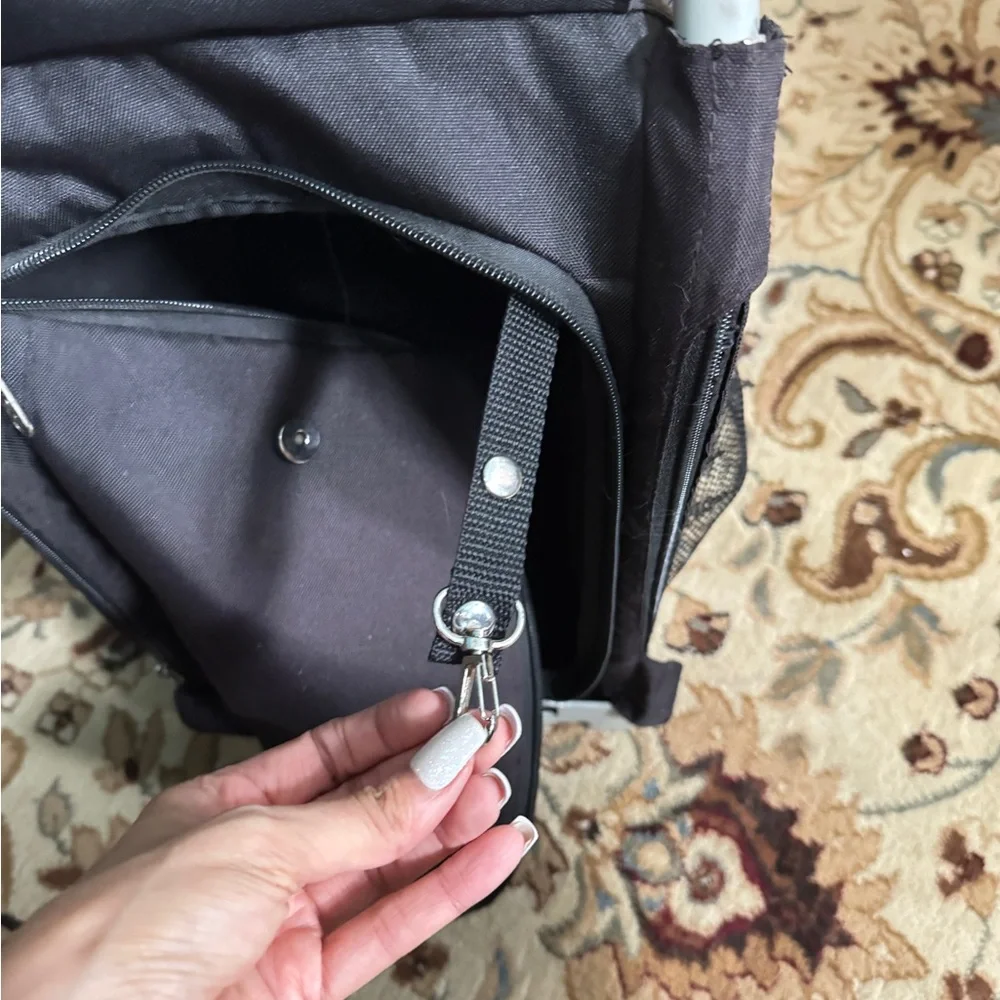 ZÜCA Kids Black Bag